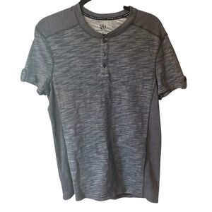 Rock & Republic Men’s Tee Medium Charcoal Gray Short Sleeves Henley Cotton/Poly